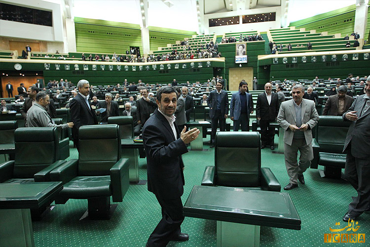 از اسید پاشی تا تخلفی دیگر از دولت احمدی‌نژاد