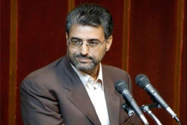 گفتند علیه احمدی نژاد حرف نزن