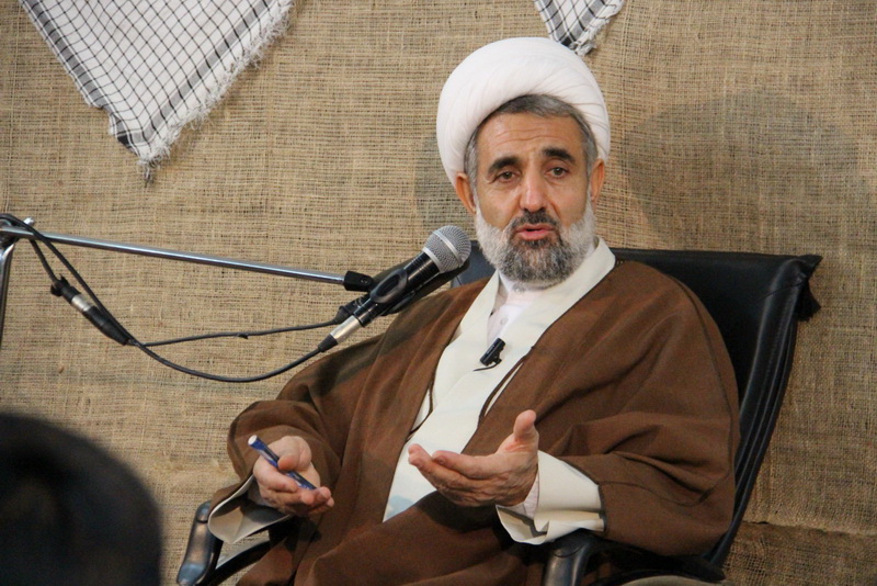ذوالنوری، سردار بی درجه در لباس روحانیت