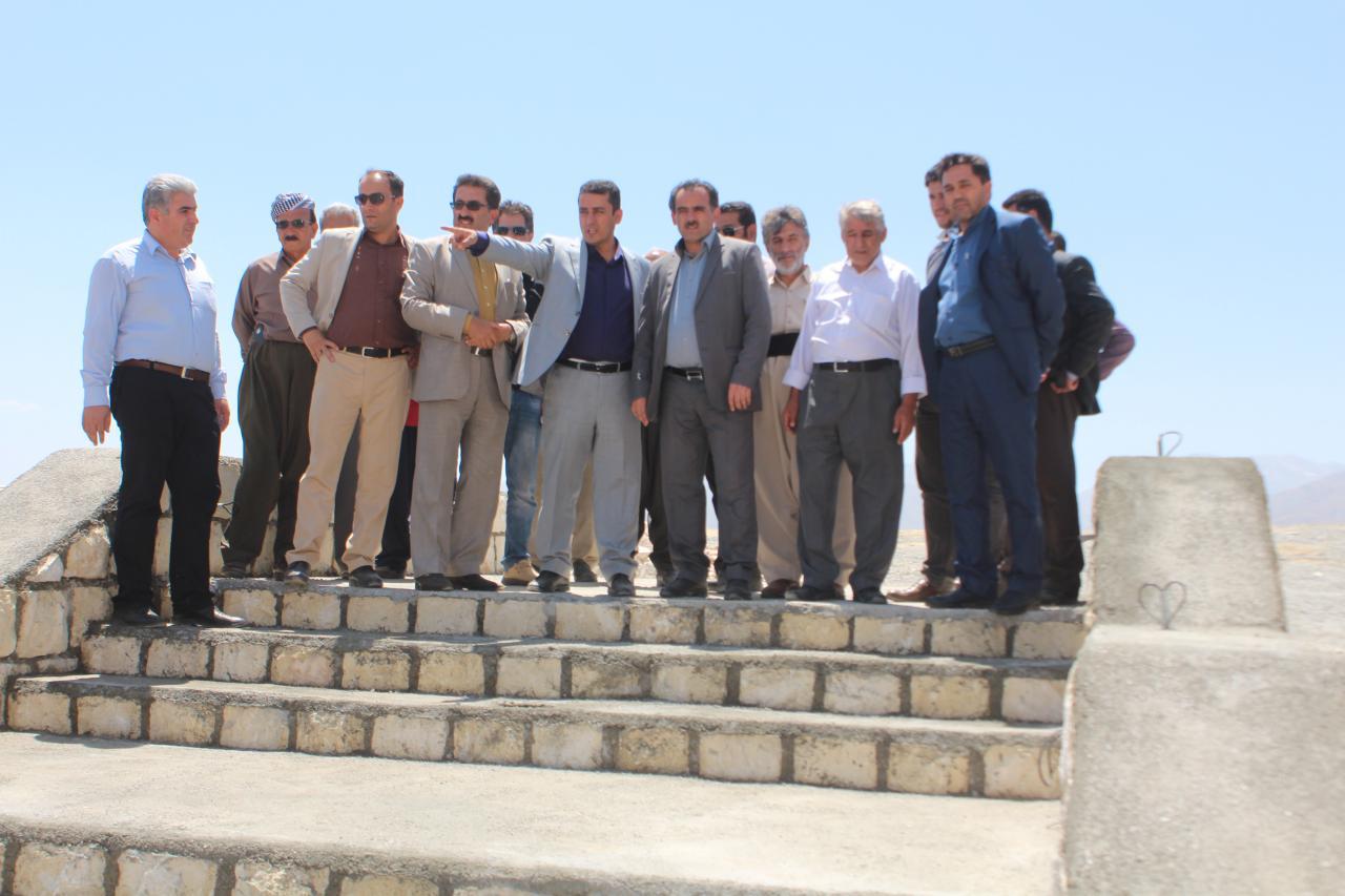 ما ماندەایم زیر آوار این فساد!