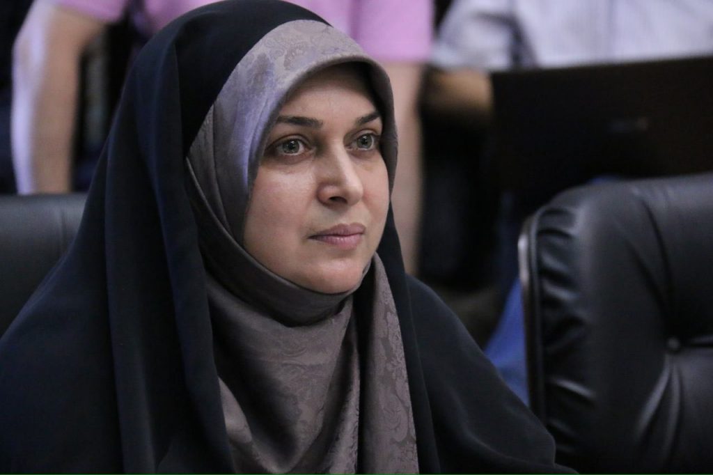 فاطمه شیرزاد؛ تنها زن شورای پنجم رشت